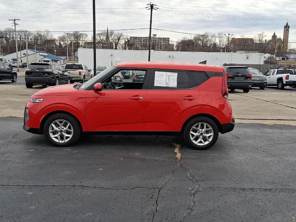 used 2022 Kia Soul car, priced at $17,000
