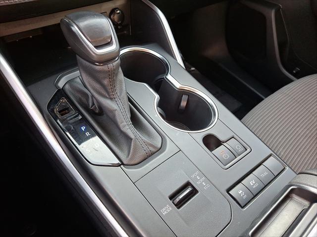 used 2022 Toyota Highlander car, priced at $25,250