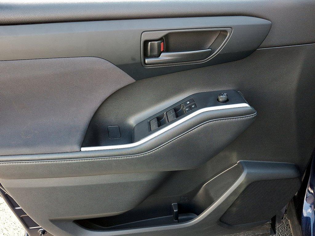used 2022 Toyota Highlander car, priced at $25,250