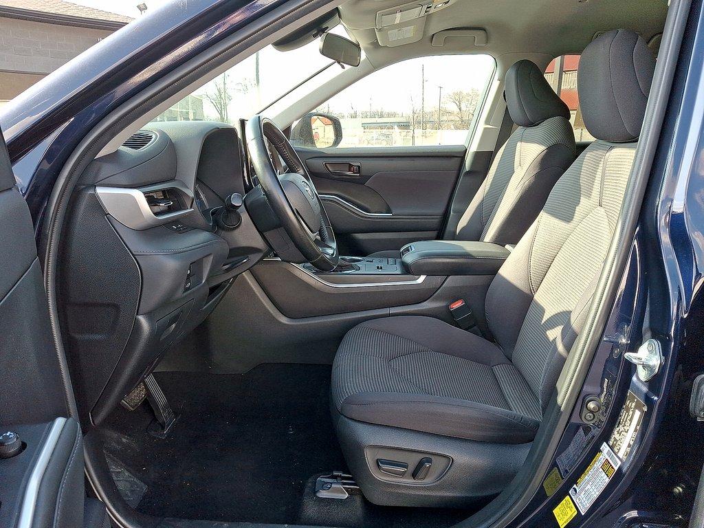 used 2022 Toyota Highlander car, priced at $25,250