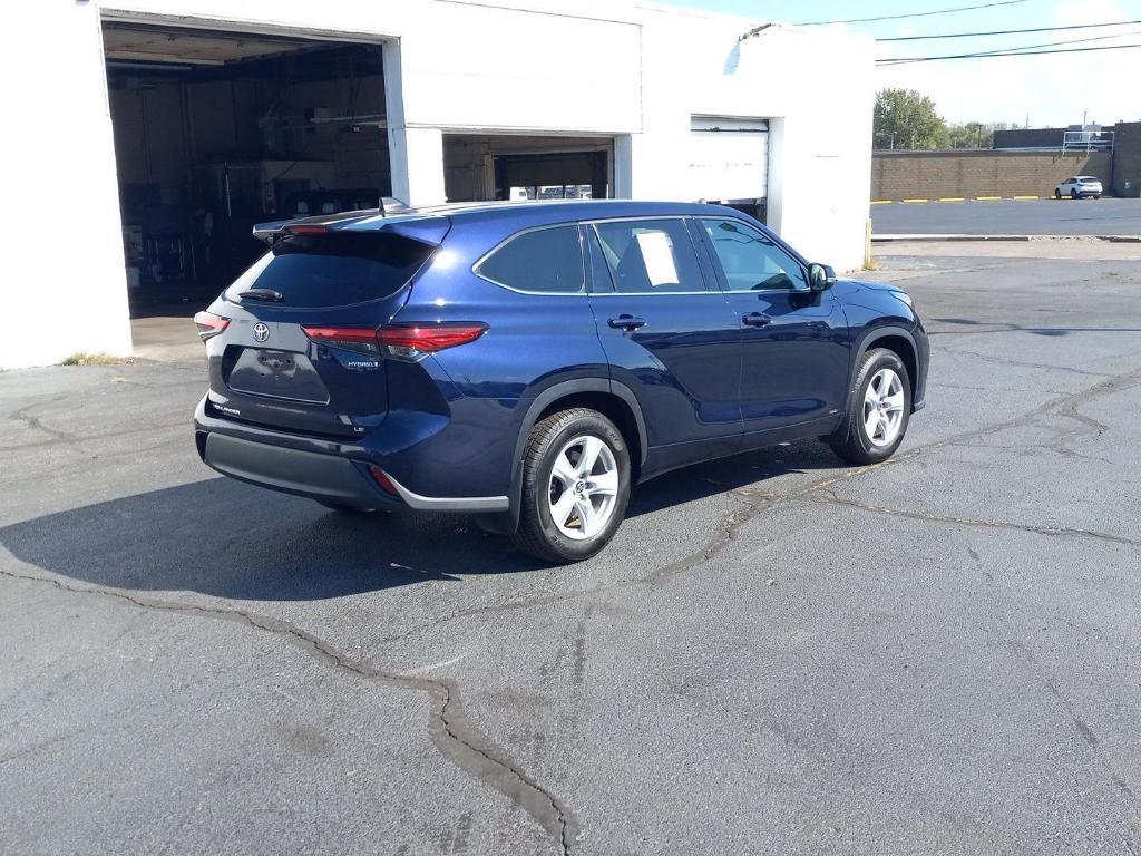 used 2022 Toyota Highlander Hybrid car, priced at $25,250
