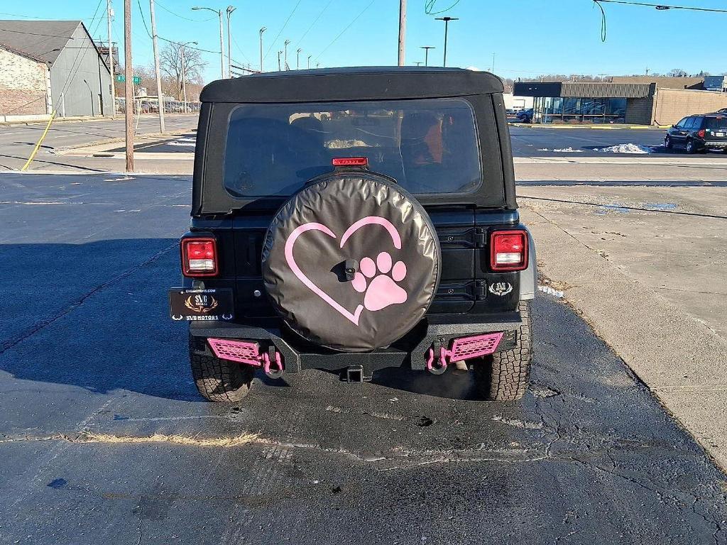 used 2018 Jeep Wrangler Unlimited car, priced at $22,250