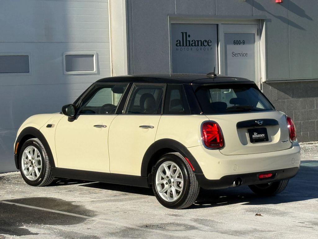 used 2020 MINI Hardtop car, priced at $16,497