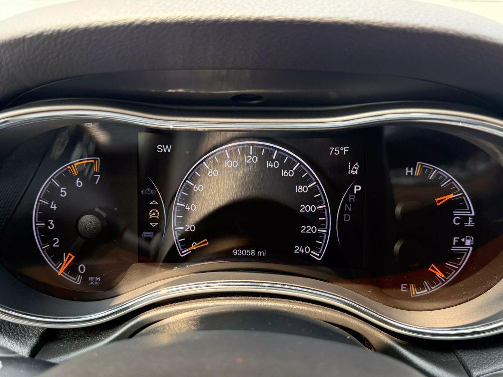 used 2020 Jeep Grand Cherokee car, priced at $18,997