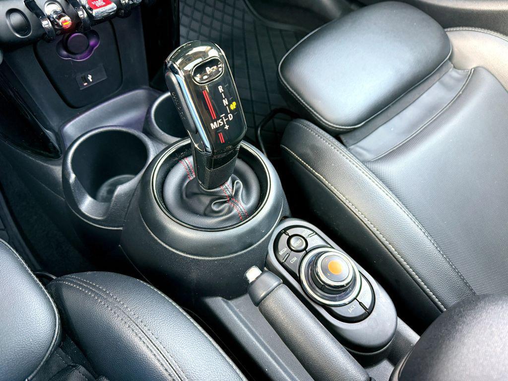 used 2021 MINI Hardtop car, priced at $17,997