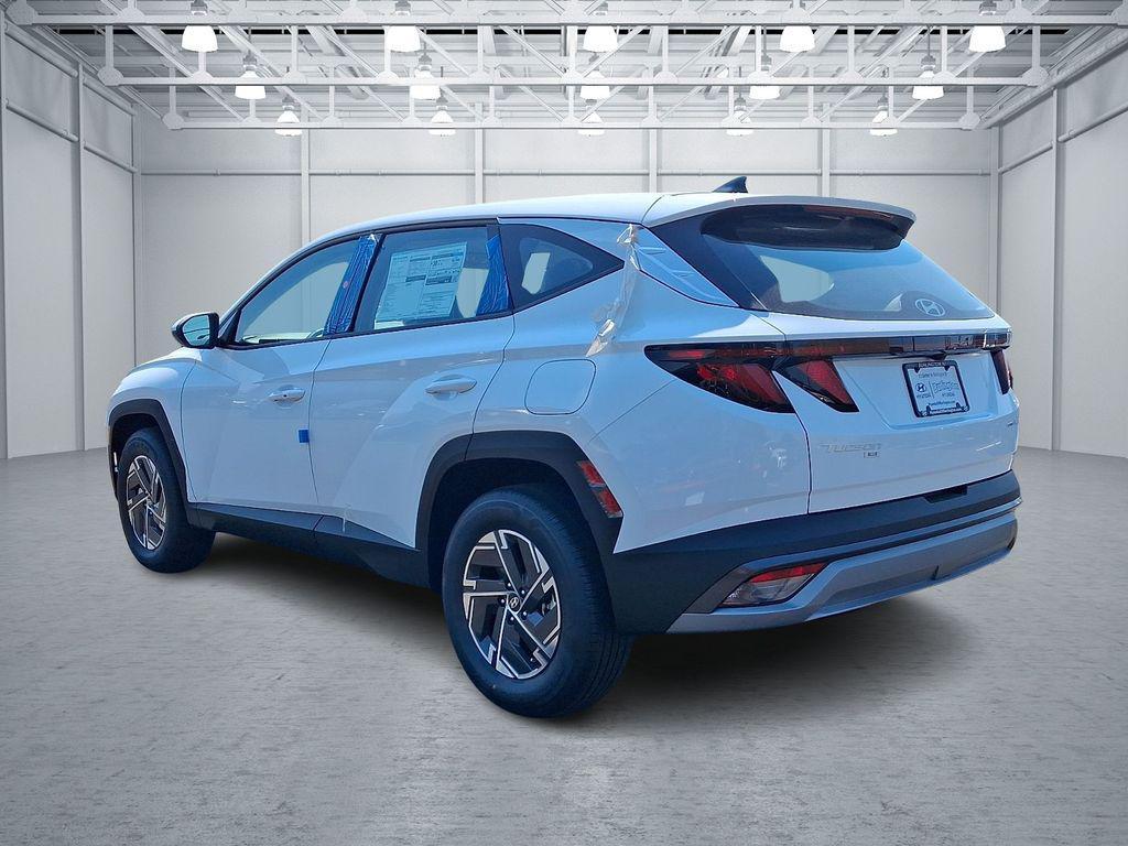new 2026 Hyundai TUCSON Hybrid car, priced at $34,850
