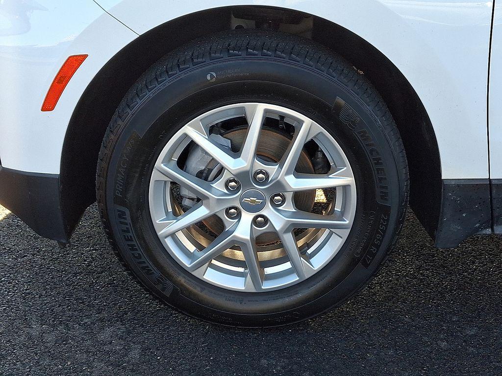 used 2023 Chevrolet Equinox car, priced at $20,000