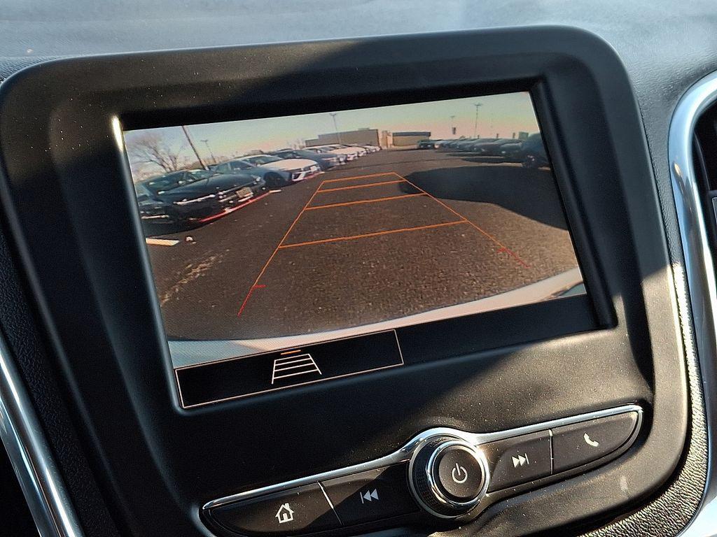 used 2023 Chevrolet Equinox car, priced at $20,000