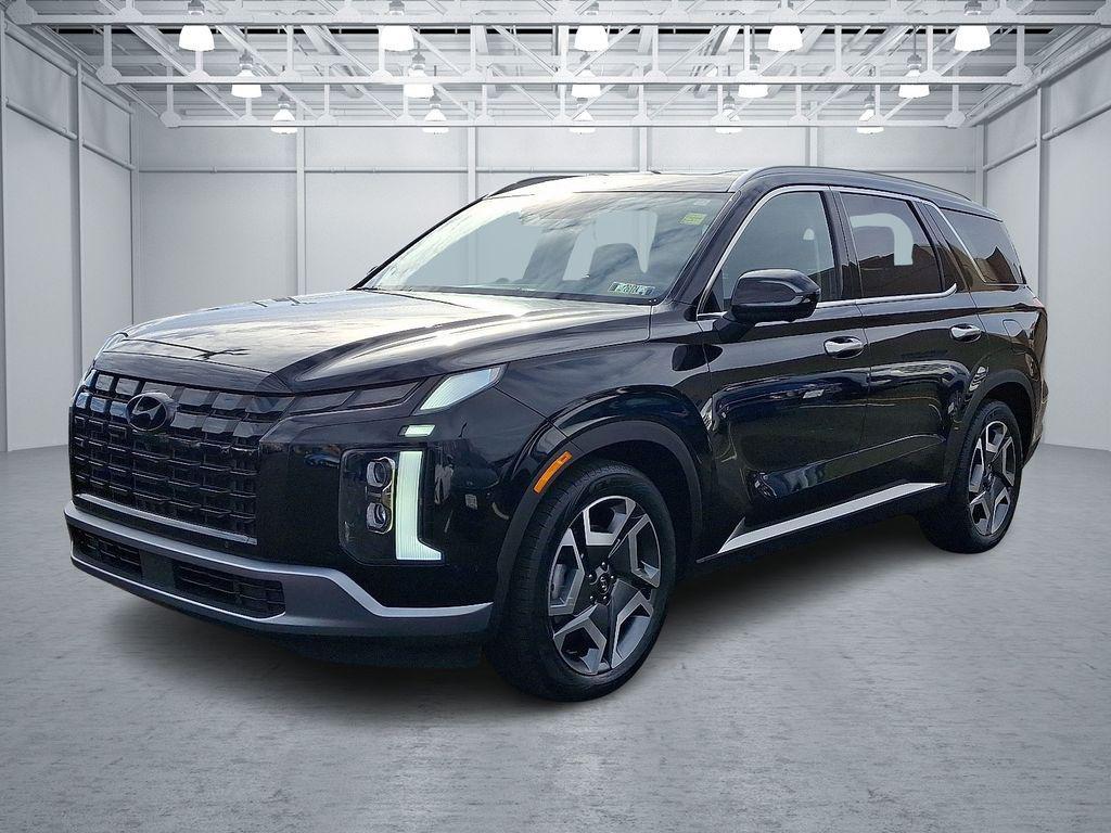 used 2023 Hyundai Palisade car, priced at $33,000