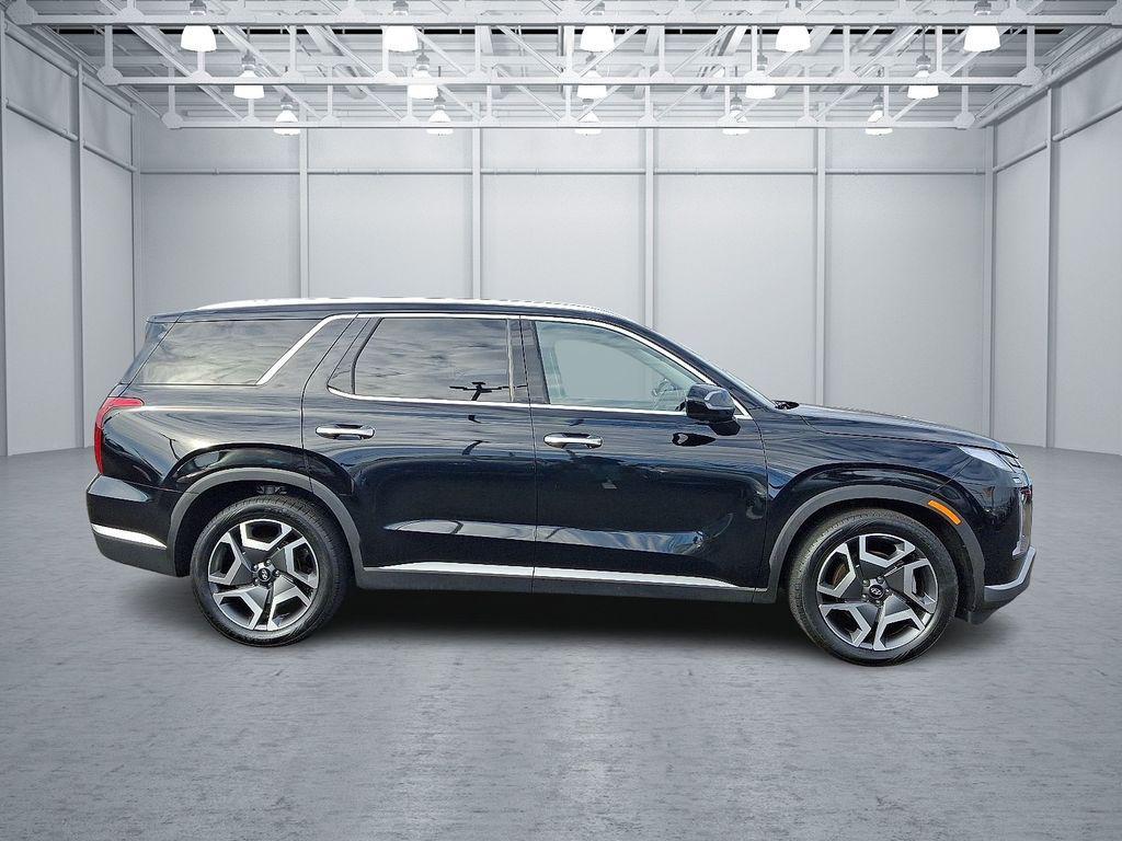 used 2023 Hyundai Palisade car, priced at $33,000