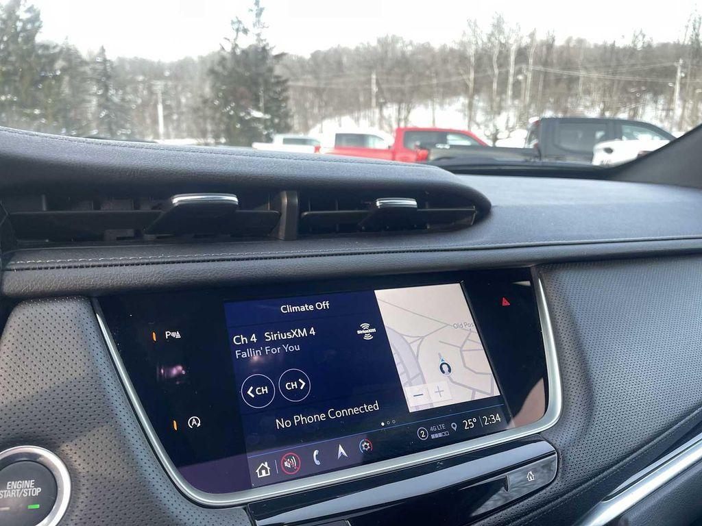 used 2023 Cadillac XT5 car, priced at $33,990