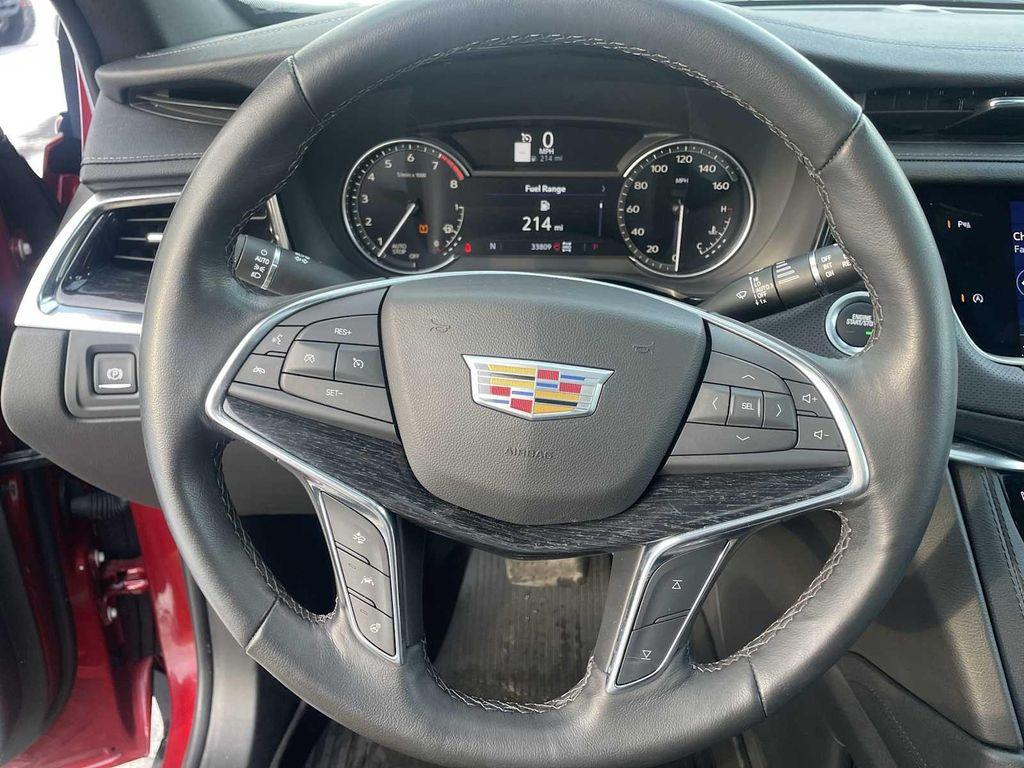 used 2023 Cadillac XT5 car, priced at $33,990
