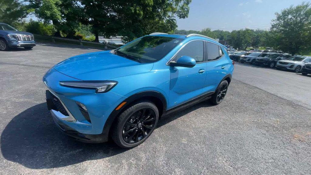 new 2025 Buick Encore GX car, priced at $31,010