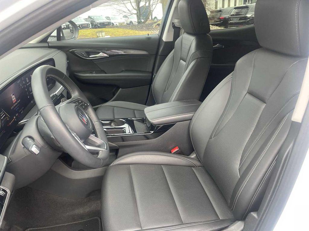 used 2025 Buick Envision car, priced at $30,995