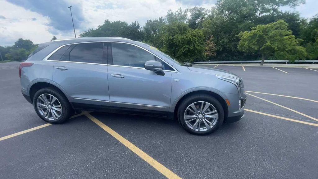 used 2025 Cadillac XT5 car, priced at $47,988