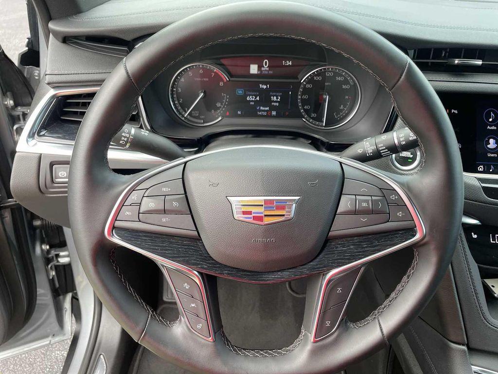 used 2025 Cadillac XT5 car, priced at $47,988