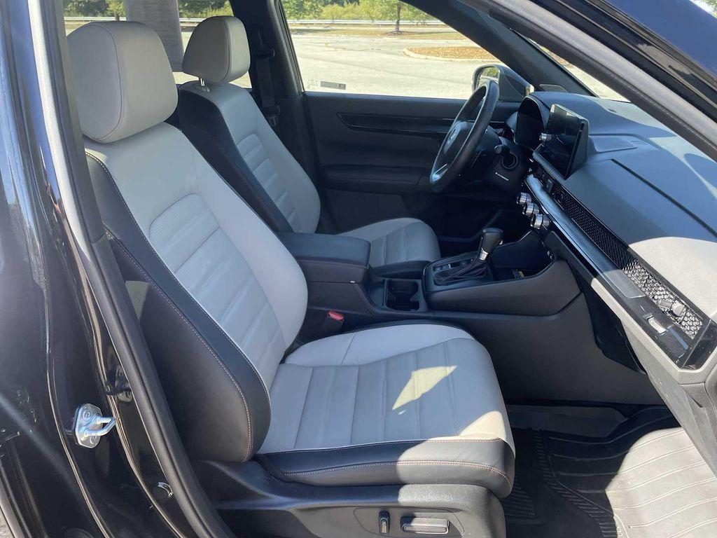 2023 Crystal Black Pearl Honda CR-V Hybrid