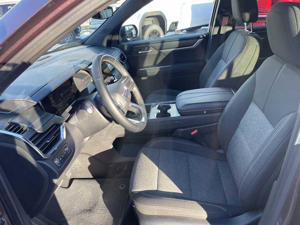 used 2025 GMC Acadia car, priced at $35,630