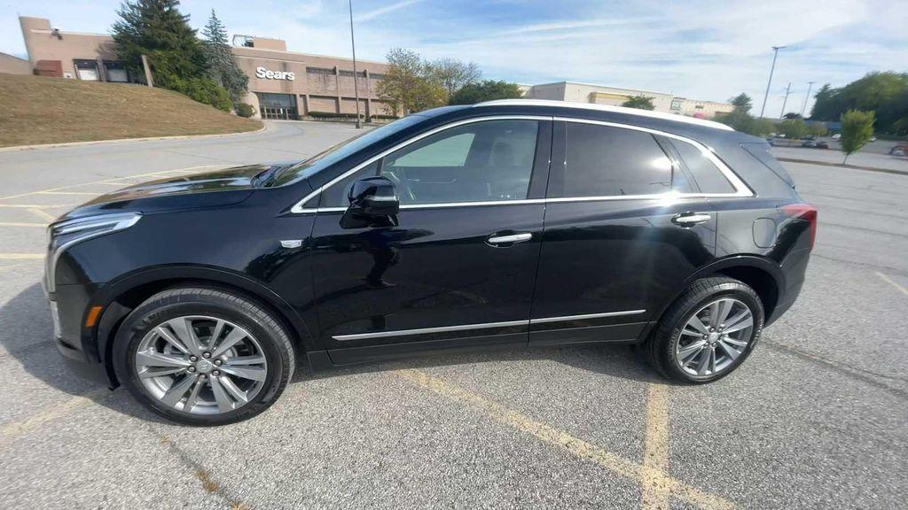 used 2024 Cadillac XT5 car, priced at $39,990