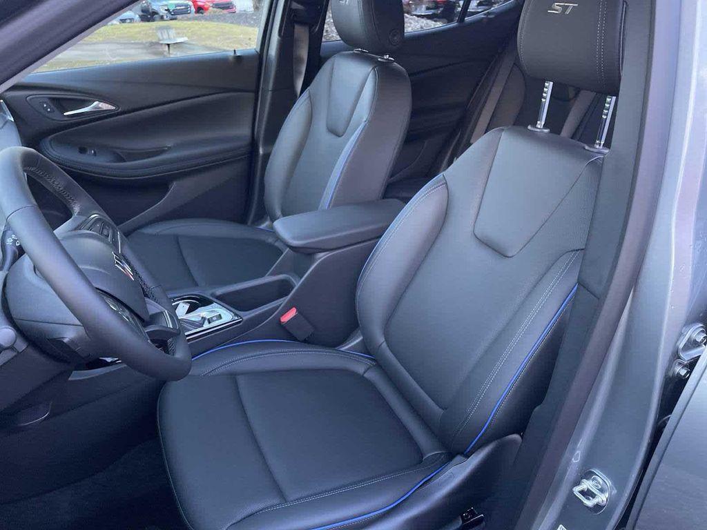 new 2026 Buick Encore GX car, priced at $32,780