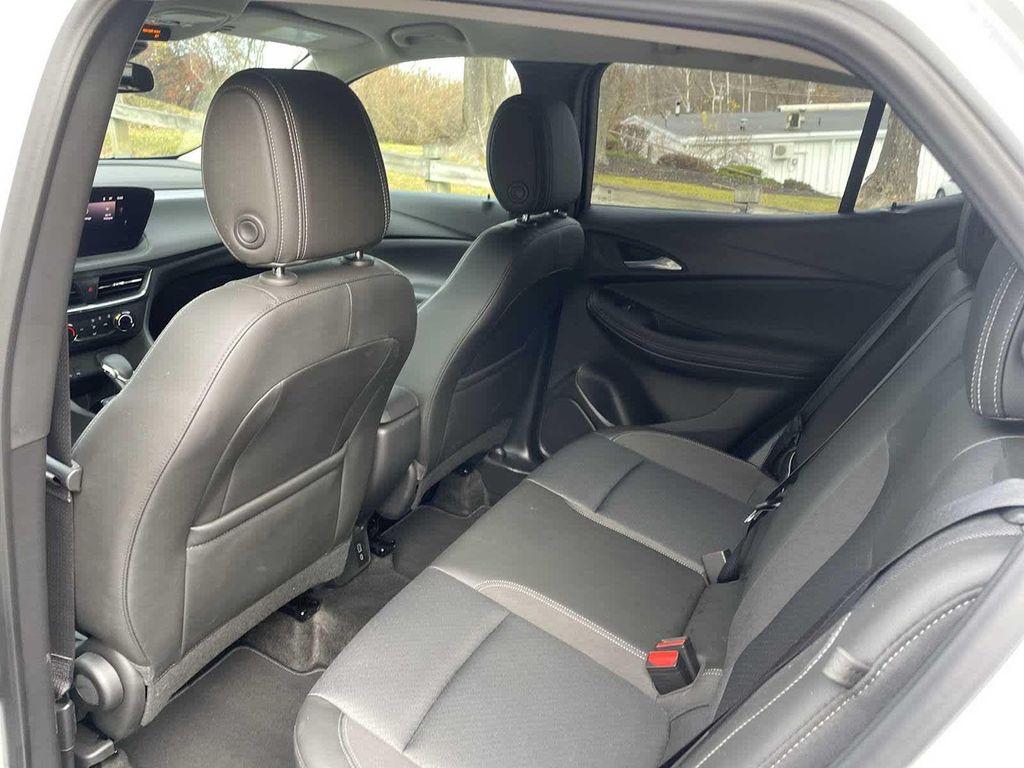 new 2025 Buick Encore GX car, priced at $29,635