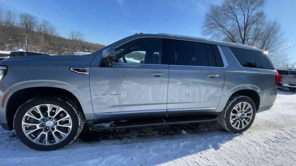 used 2025 GMC Yukon XL car, priced at $74,942