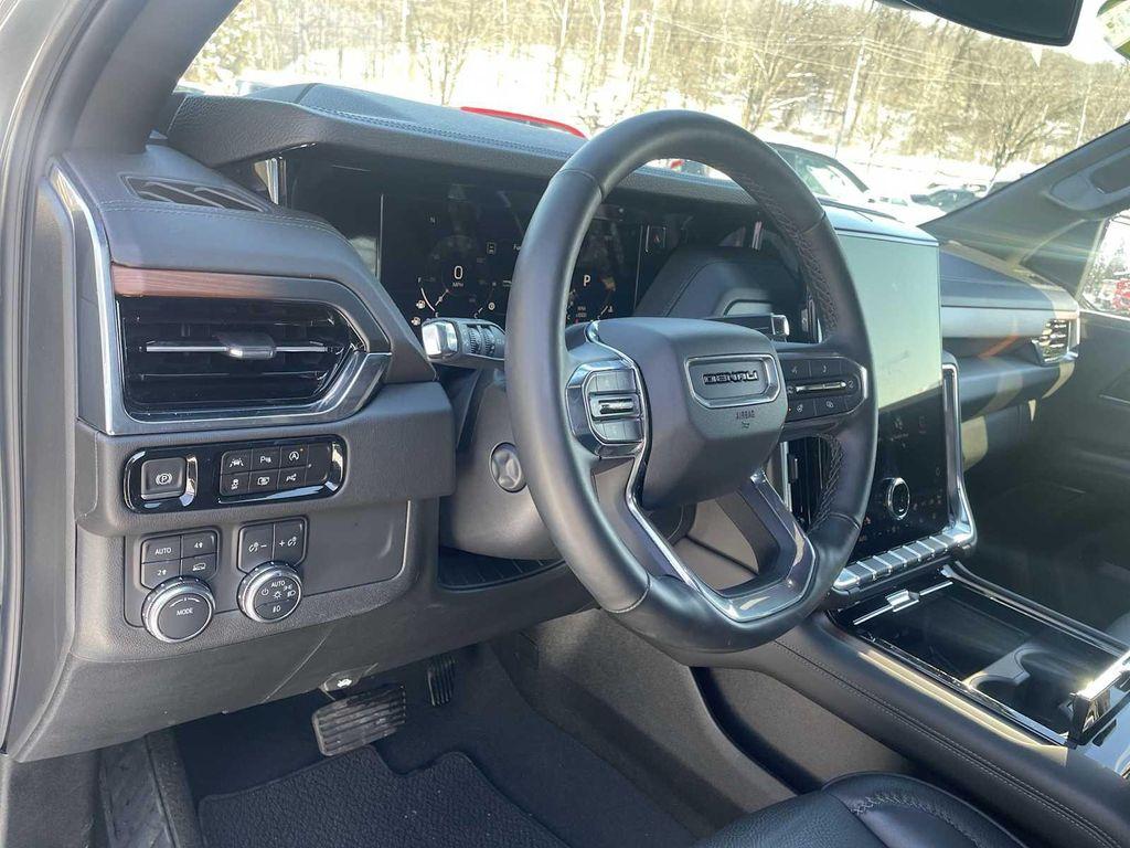 used 2025 GMC Yukon XL car, priced at $74,942