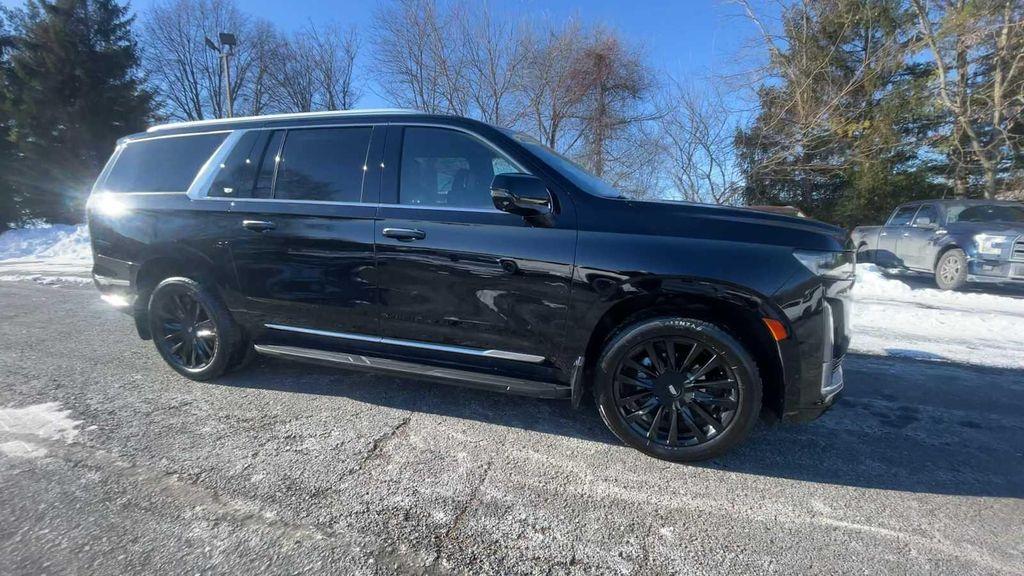 used 2023 Cadillac Escalade ESV car, priced at $65,990