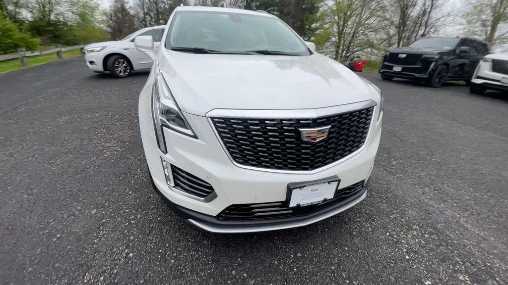 used 2022 Cadillac XT5 car, priced at $32,990