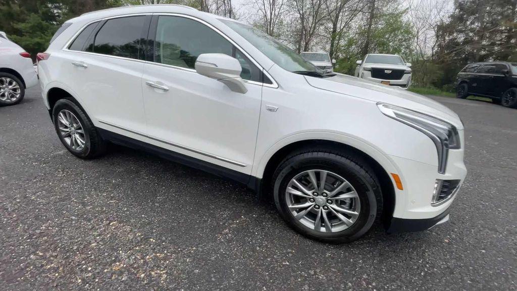 used 2022 Cadillac XT5 car, priced at $32,990
