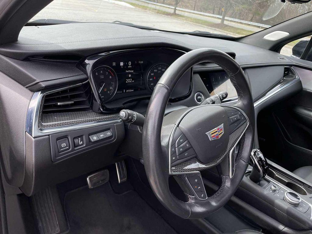 used 2023 Cadillac XT5 car, priced at $36,900