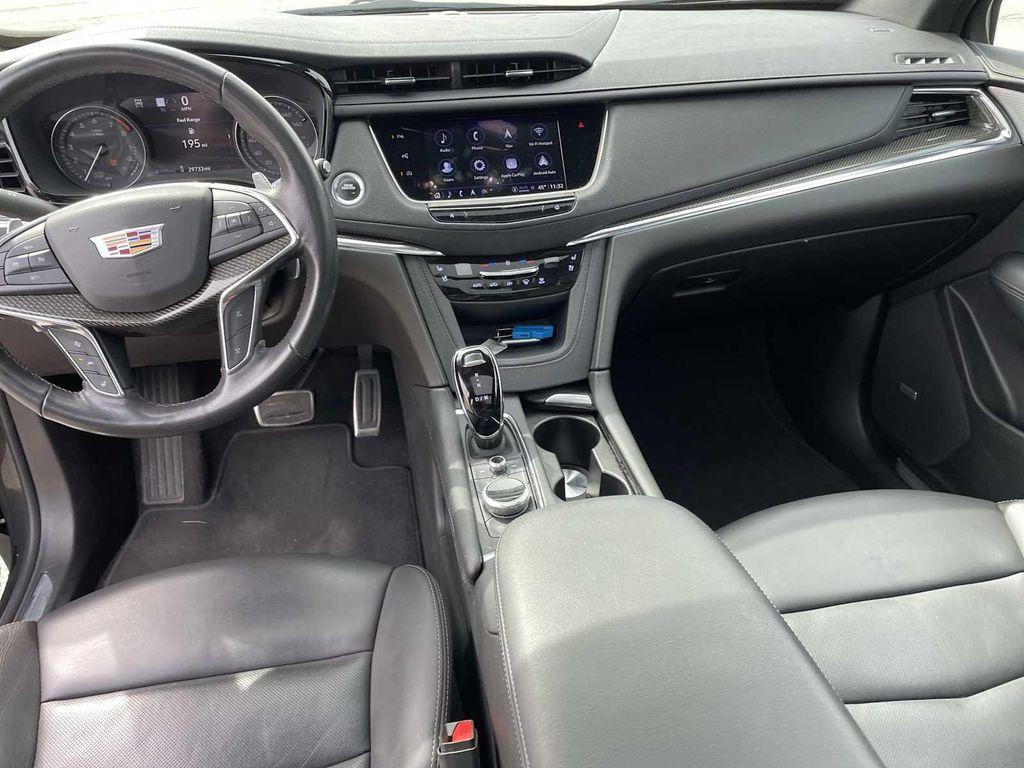 used 2023 Cadillac XT5 car, priced at $36,900