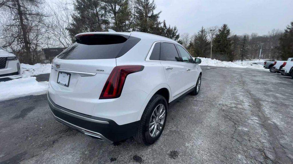 used 2023 Cadillac XT5 car, priced at $33,990