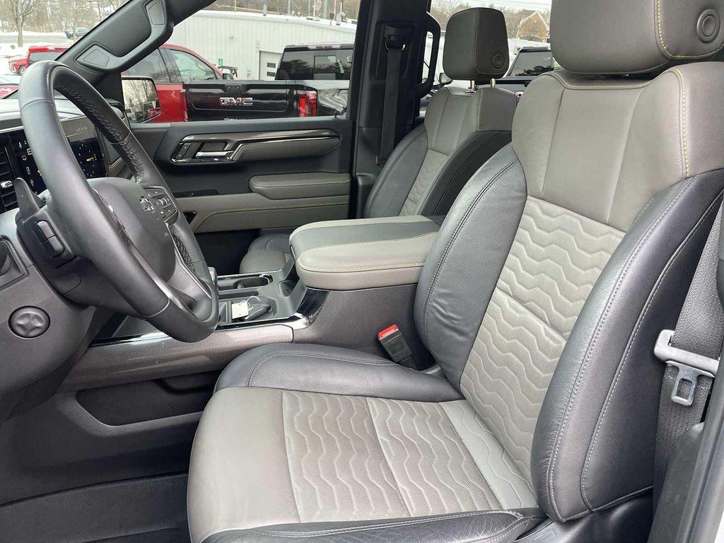 used 2024 Chevrolet Silverado 1500 car, priced at $56,990