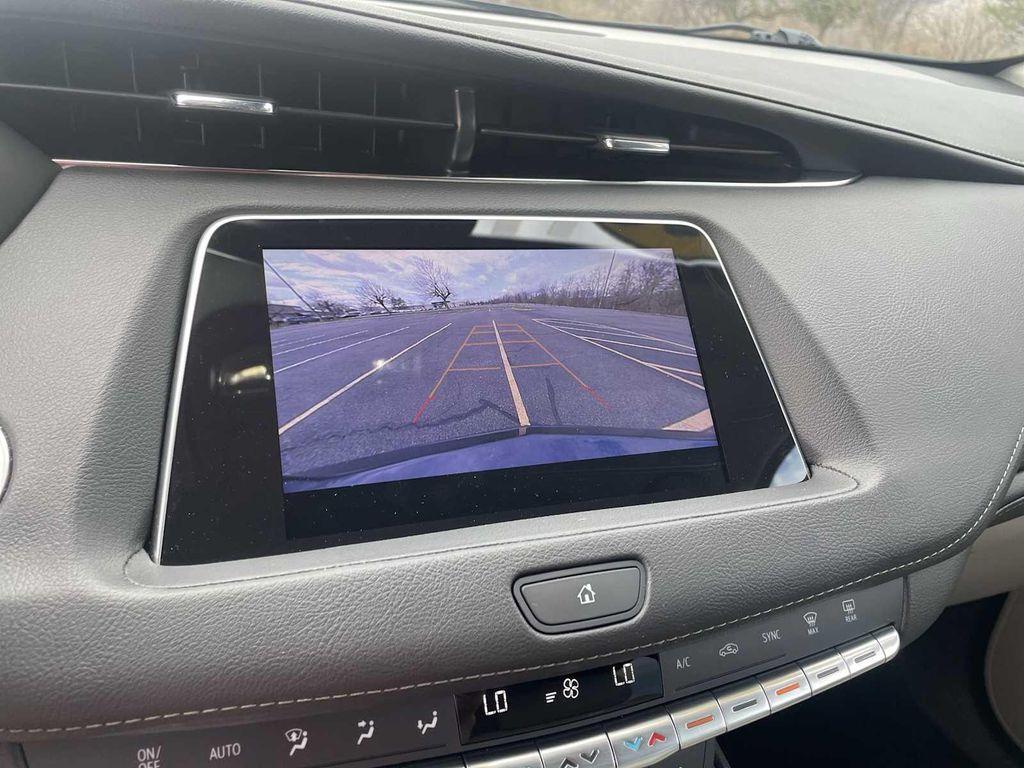 used 2023 Cadillac XT4 car, priced at $34,900