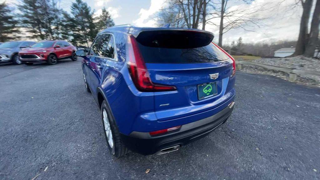 used 2021 Cadillac XT4 car, priced at $25,900