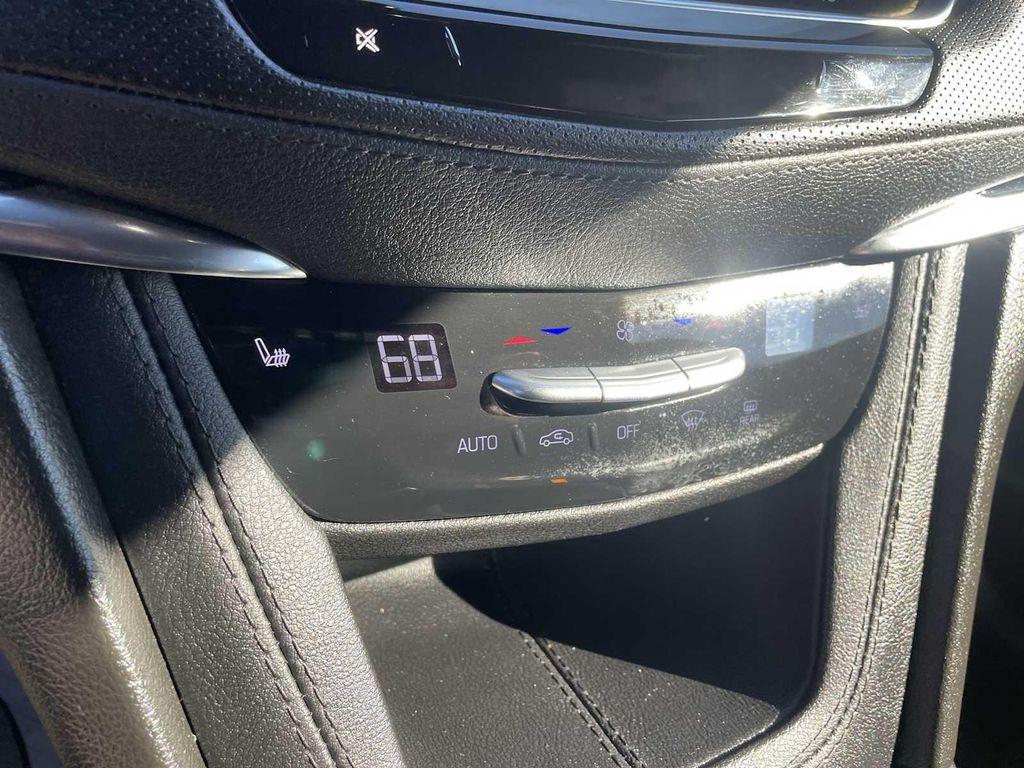 used 2024 Cadillac XT5 car, priced at $42,400