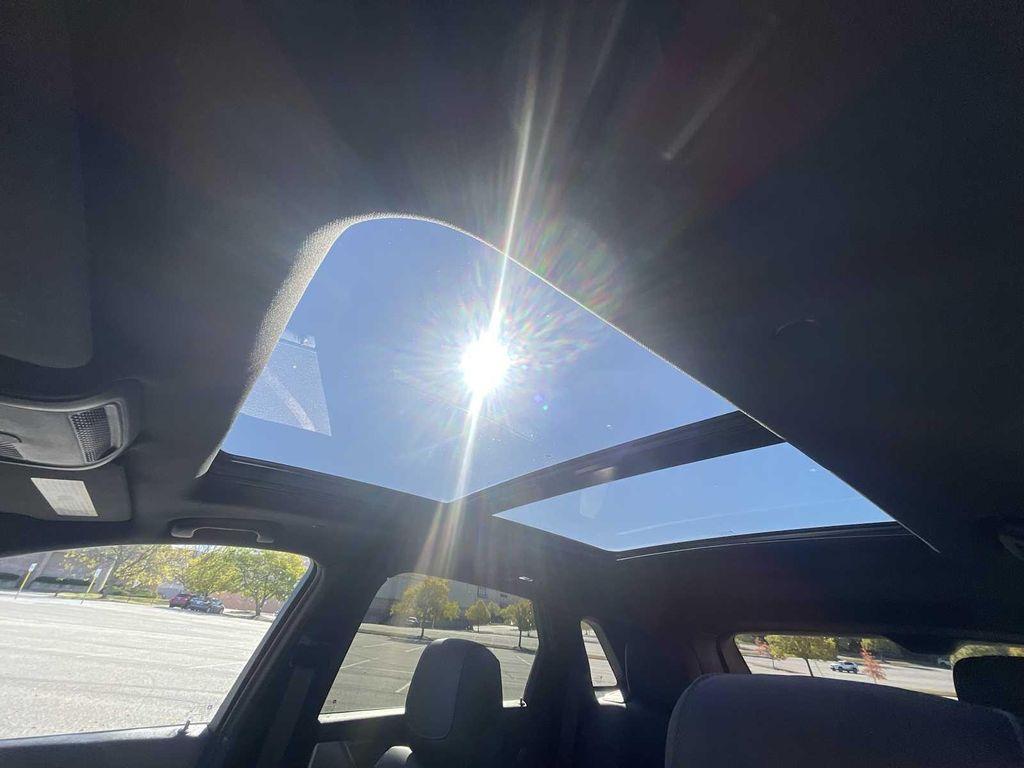 used 2024 Cadillac XT5 car, priced at $42,400