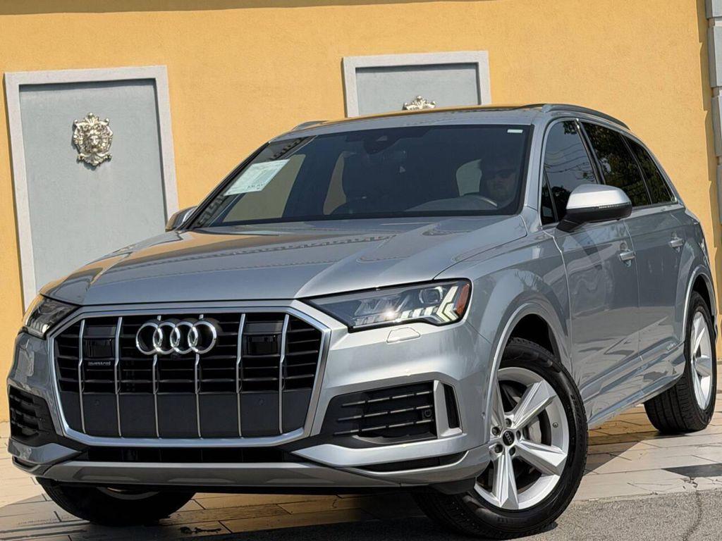 used 2023 Audi Q7 car, priced at $36,400