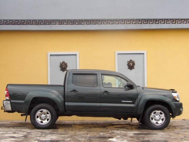 used 2009 Toyota Tacoma car, priced at $10,900