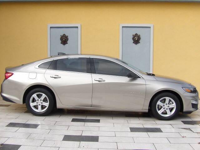 used 2022 Chevrolet Malibu car, priced at $16,990