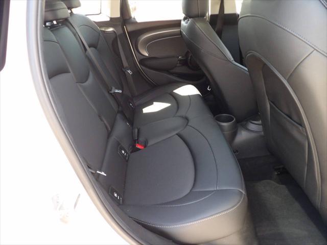 used 2022 MINI Hardtop car, priced at $18,400