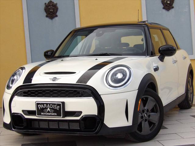 used 2022 MINI Hardtop car, priced at $18,400