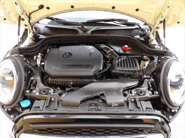 used 2022 MINI Hardtop car, priced at $18,400