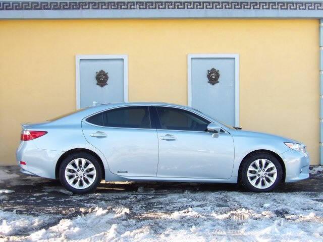 used 2013 Lexus ES 300h car, priced at $13,400