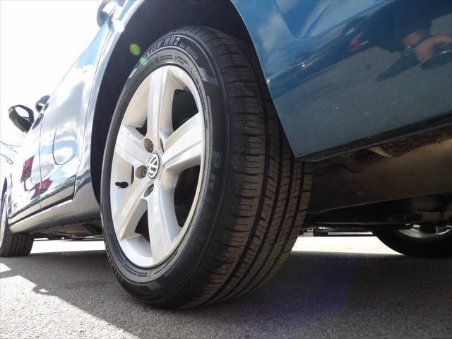 used 2015 Volkswagen Golf SportWagen car, priced at $10,400