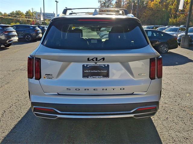 used 2022 Kia Sorento Plug-In Hybrid car, priced at $22,974