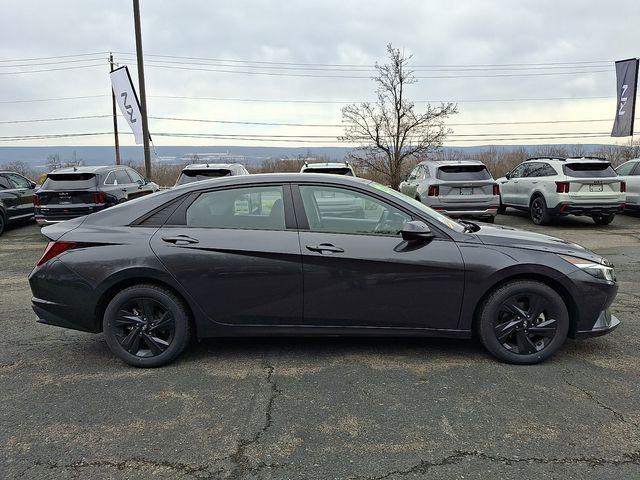 used 2022 Hyundai Elantra car, priced at $18,916