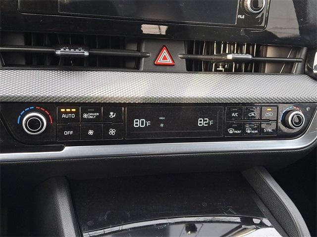 used 2023 Kia Sportage Hybrid car, priced at $24,912