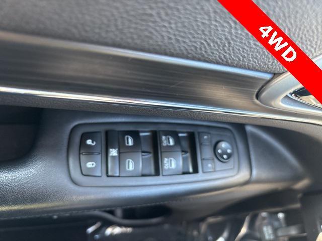 used 2019 Jeep Grand Cherokee car, priced at $15,495